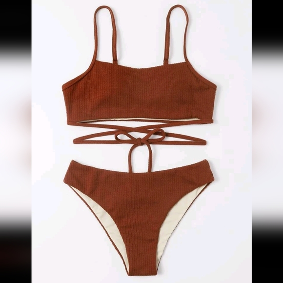 Rust bikini - Picture 3 of 5